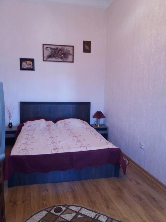 Apartment On Zarvanskaya In Old Town Kam'janec'-Podil's'kyj Esterno foto
