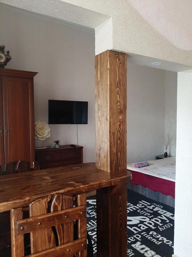 Apartment On Zarvanskaya In Old Town Kam'janec'-Podil's'kyj Esterno foto